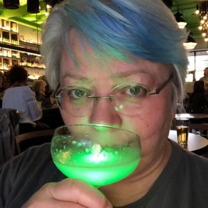 Meet your Posher, Cindy